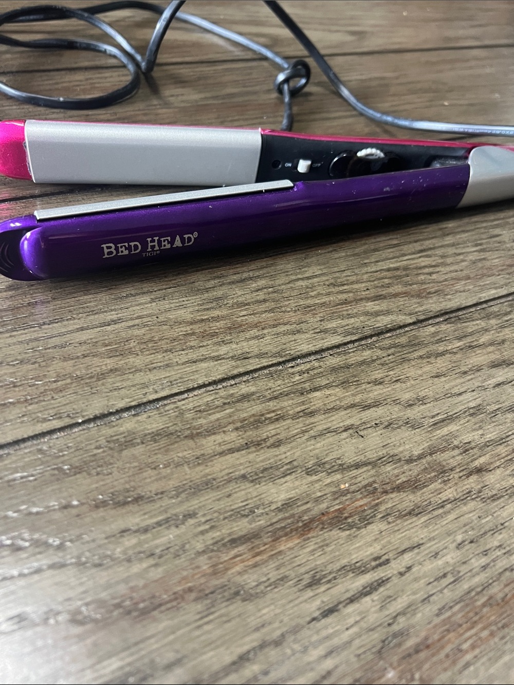 Bed Head Split Personality Curved Edge Straightener, Pink/Purple, 1 Inch